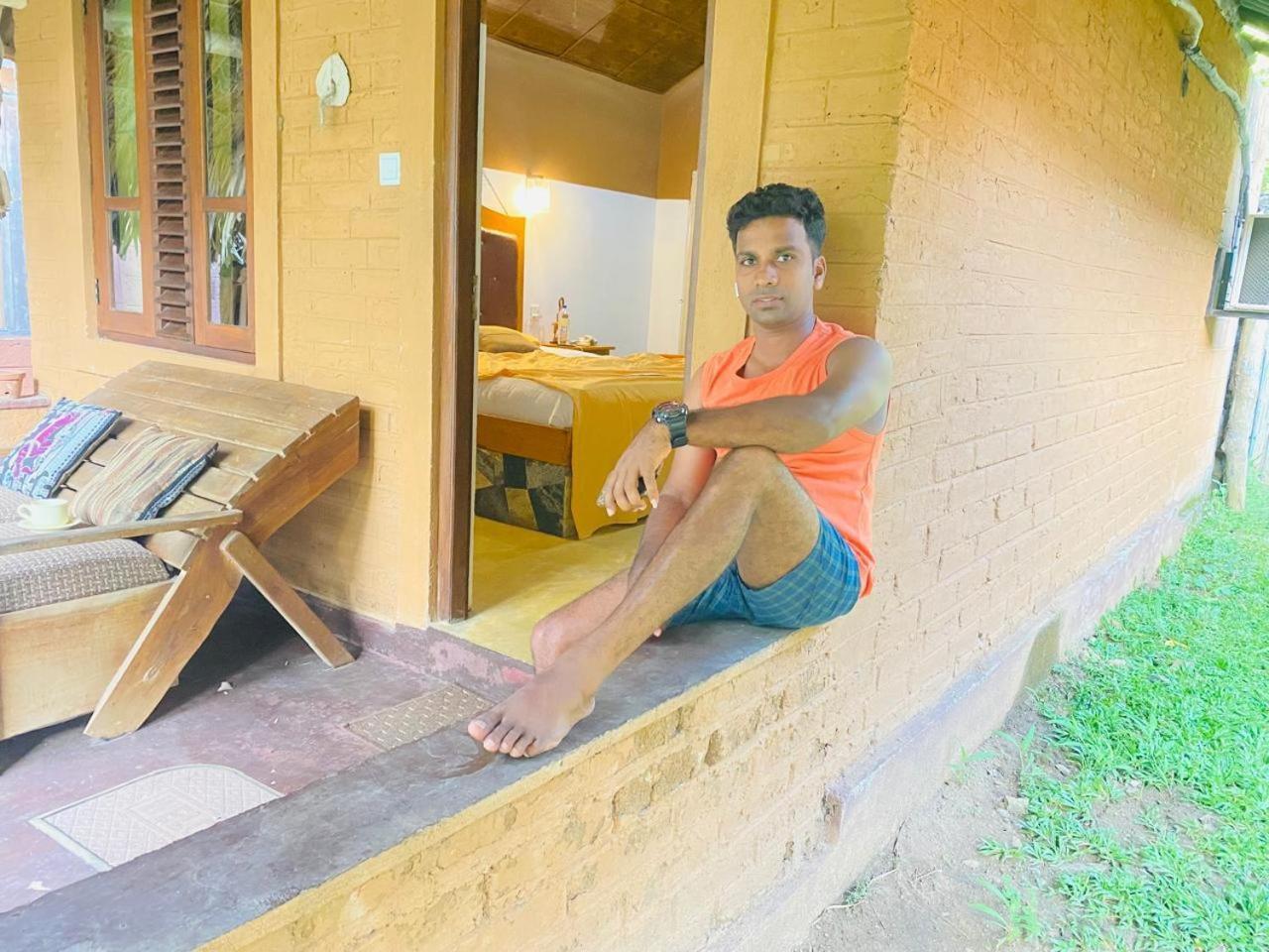 Hasthi Safari Cottage Udawalawe Bagian luar foto