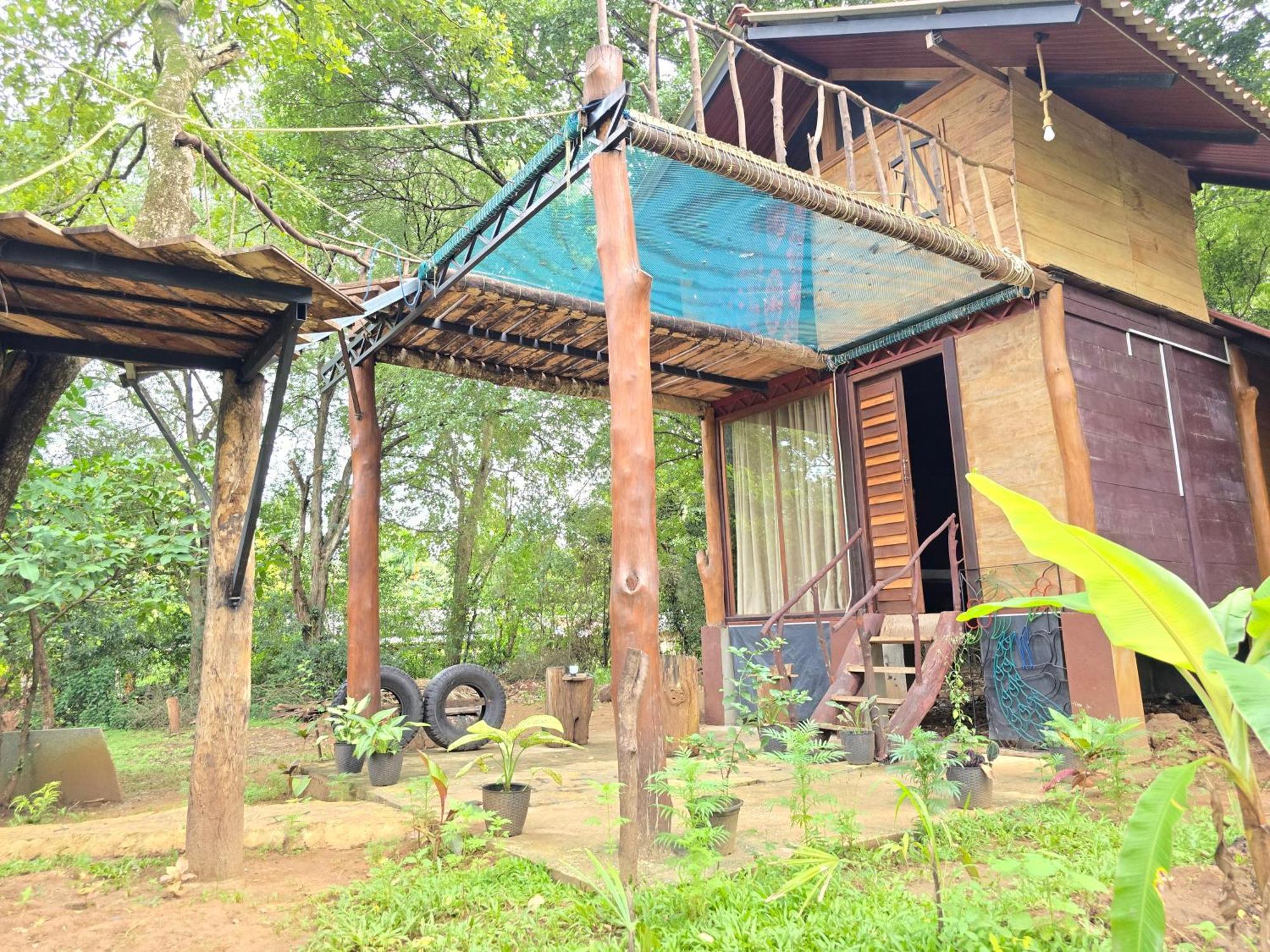 Hasthi Safari Cottage Udawalawe Bagian luar foto